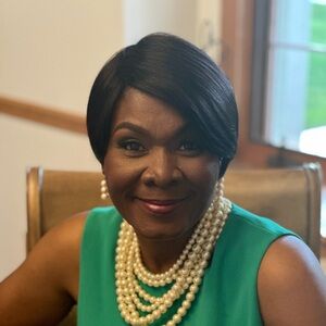 Meet your Posher, Priscilla